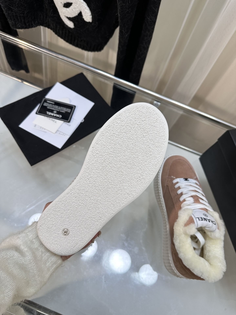 Ch**el sport shoes